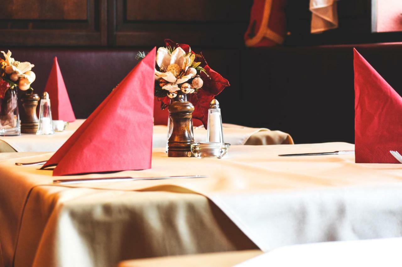 Restaurant Pansion Wien Cierny Brod ภายนอก รูปภาพ