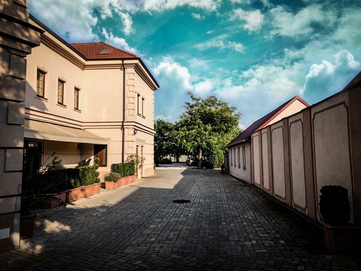 Restaurant Pansion Wien Cierny Brod ภายนอก รูปภาพ