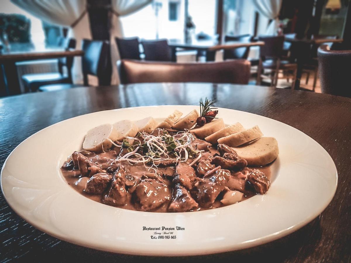 Restaurant Pansion Wien Cierny Brod ภายนอก รูปภาพ